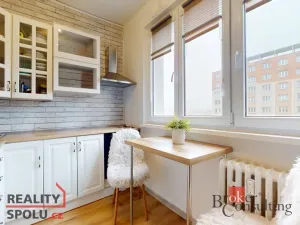 Prodej bytu 2+1, Chomutov, Vrchlického, 55 m2