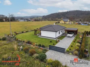 Prodej rodinného domu, 1639 m2