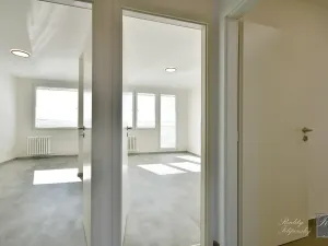 Prodej bytu 4+1, Praha - Čimice, Strážnická, 103 m2