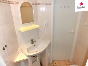 Pronájem bytu 1+kk, Pardubice, Benešovo náměstí, 24 m2