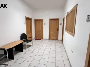 Pronájem kanceláře, Pelhřimov, Krasíkovická, 70 m2
