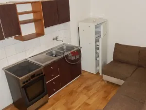 Pronájem bytu 1+kk, Třebíč - Horka-Domky, Václavské nám., 20 m2