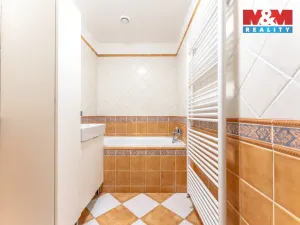 Prodej bytu 3+kk, Klecany, V Honech, 68 m2