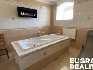 Prodej ubytování, Mikulášovice, 700 m2