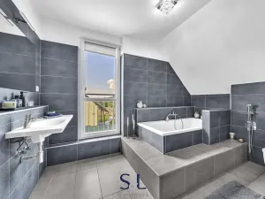 Prodej rodinného domu, Babice, Brennerova, 137 m2