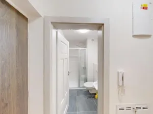 Pronájem bytu 1+kk, Praha - Střešovice, Na Petynce, 35 m2