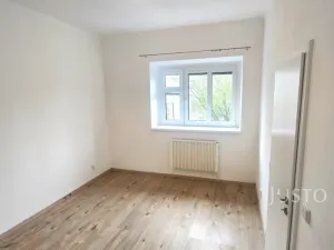 Pronájem bytu 1+1, Písek - Budějovické Předměstí, Harantova, 34 m2