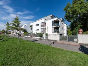 Prodej bytu 1+kk, Praha - Dejvice, Matějská, 33 m2