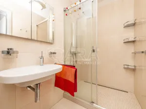 Prodej bytu 1+kk, Praha - Dejvice, Matějská, 33 m2