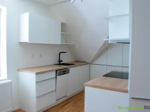 Prodej bytu 3+kk, Rokycany, U Plynárny, 76 m2