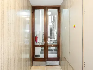 Prodej bytu 3+1, Praha, Soukenická, 99 m2