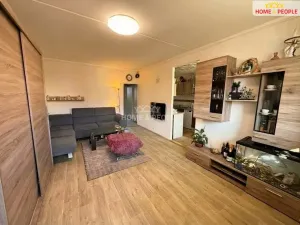 Prodej bytu 3+1, Jince, Zborovská, 70 m2