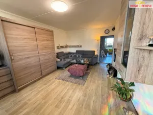 Prodej bytu 3+1, Jince, Zborovská, 70 m2