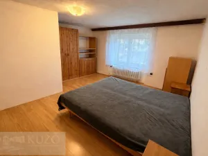 Pronájem bytu 2+1, Číhalín, 70 m2