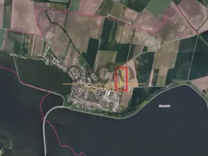 Prodej pole, Strachotín, 1904 m2