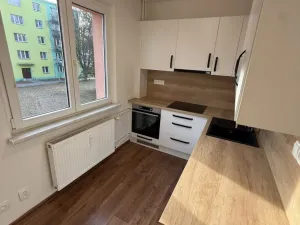 Pronájem bytu 3+1, Bruntál, Jesenická, 77 m2