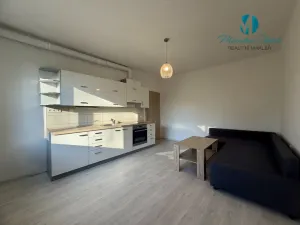 Pronájem bytu 2+kk, Nové Město nad Metují, Bratří Čapků, 40 m2