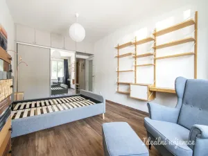 Pronájem bytu 2+kk, Praha - Karlín, Křižíkova, 49 m2