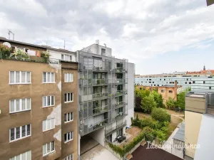 Pronájem bytu 2+kk, Praha - Karlín, Křižíkova, 49 m2