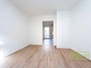 Pronájem bytu 1+1, Praha - Smíchov, Pod Barvířkou, 32 m2