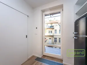 Pronájem bytu 1+1, Praha - Smíchov, Pod Barvířkou, 32 m2