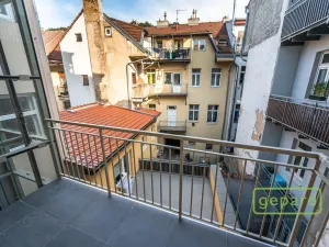 Pronájem bytu 1+1, Praha - Smíchov, Pod Barvířkou, 32 m2