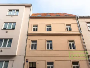 Pronájem bytu 1+1, Praha - Smíchov, Pod Barvířkou, 32 m2