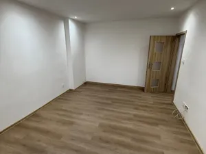 Pronájem bytu 2+1, Břidličná, Dlouhá, 51 m2
