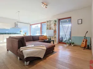 Prodej bytu 4+kk, Praha - Uhříněves, V bytovkách, 116 m2