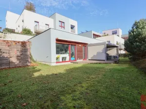 Prodej bytu 4+kk, Praha - Uhříněves, V bytovkách, 116 m2