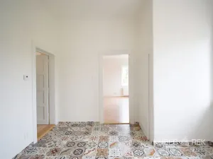 Pronájem bytu 1+1, Tábor, Ojířova, 60 m2