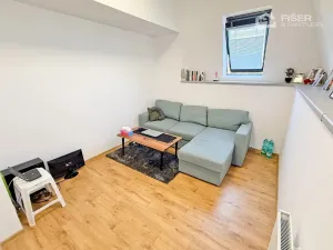 Pronájem bytu 1+kk, Valašské Meziříčí, Křižná, 30 m2