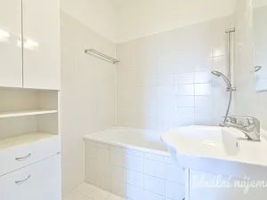 Pronájem bytu 3+1, Brno - Židenice, Čejkovická, 65 m2