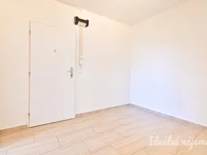 Pronájem bytu 3+1, Brno - Židenice, Čejkovická, 65 m2