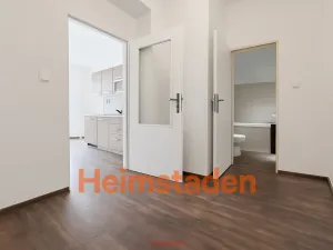 Pronájem bytu 1+kk, Havířov - Město, Mánesova, 36 m2