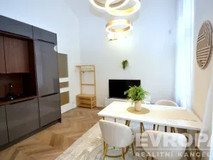 Pronájem bytu 2+kk, Praha - Vinohrady, U Zvonařky, 40 m2
