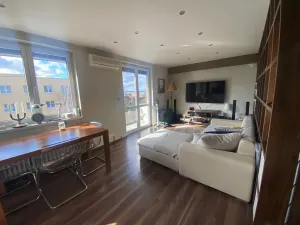 Prodej bytu 3+kk, Praha - Záběhlice, Holčovická, 73 m2