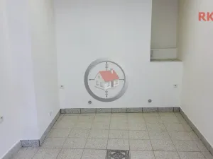 Pronájem bytu 1+kk, Moravské Budějovice, nám. ČSA, 40 m2