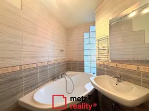 Pronájem bytu 2+1, Olomouc, U cukrovaru, 57 m2