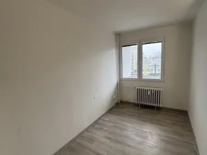 Pronájem bytu 3+1, Pardubice, Kosmonautů, 56 m2