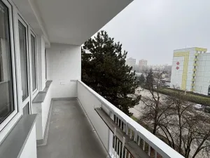 Pronájem bytu 3+1, Pardubice, Kosmonautů, 56 m2