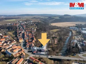 Pronájem kanceláře, Plzeň, Božkovské náměstí, 1021 m2