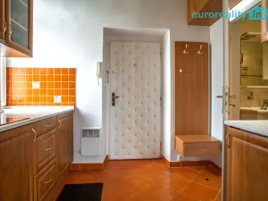 Prodej bytu 1+1, Mariánské Lázně, Hlavní třída, 35 m2