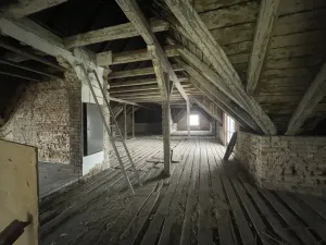 Prodej kanceláře, Ústí nad Labem, Brněnská, 1000 m2