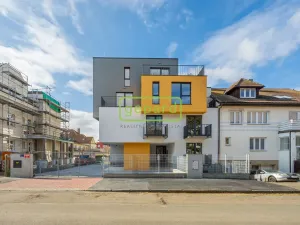 Pronájem bytu 1+kk, Praha, Pakoměřická, 27 m2