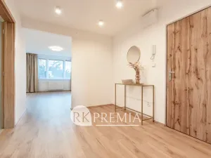 Pronájem bytu 3+kk, Teplice, Rooseveltovo náměstí, 67 m2