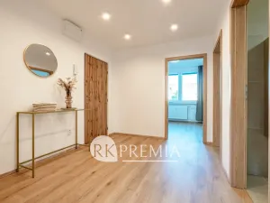 Pronájem bytu 3+kk, Teplice, Rooseveltovo náměstí, 67 m2