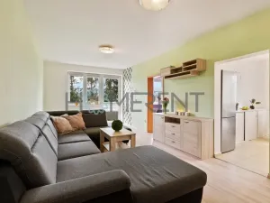 Pronájem bytu 3+1, Liberec - Liberec VI-Rochlice, Nádvorní, 83 m2