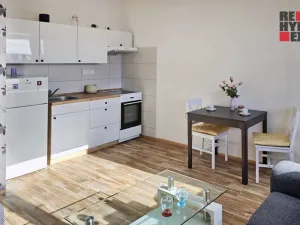Pronájem bytu 2+kk, Liberec - Liberec VI-Rochlice, Dobiášova, 40 m2
