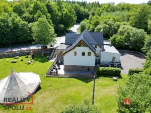 Prodej ubytování, Horní Lhota, 770 m2